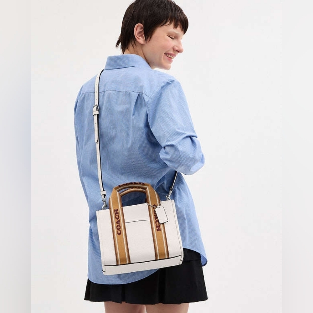 Coach Smith Tote Bag 24 - Picture 4 of 11